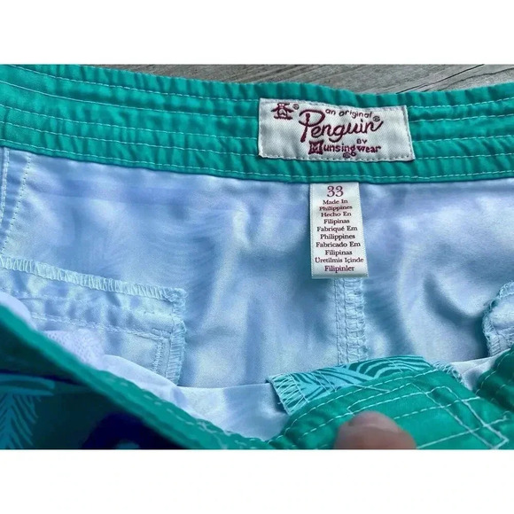 Penguin Munsing Wear Men's Board Shorts Swim Green Abstract Drawstring 33 Medium - Picture 2 of 4
